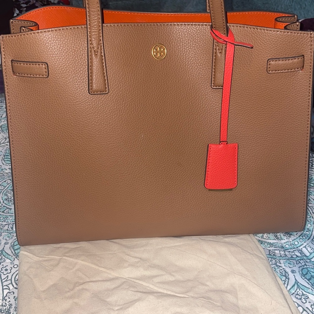 Tory Burch walker leather satchel (14x10x5)